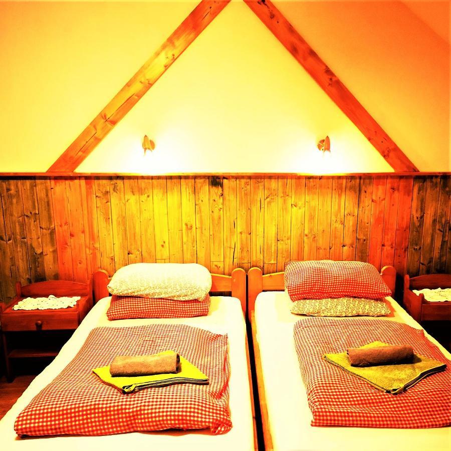 Penzion Pod Orechom Turčianske Teplice エクステリア 写真